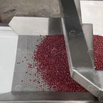 Vibrating Feeding and Sorting Machine